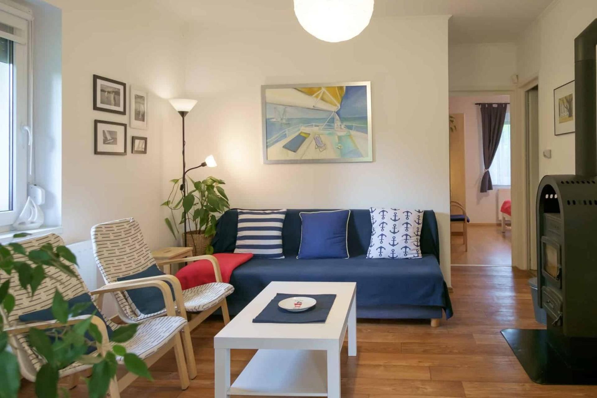 Toldi68 Apartmanhaz Кестхей Экстерьер фото