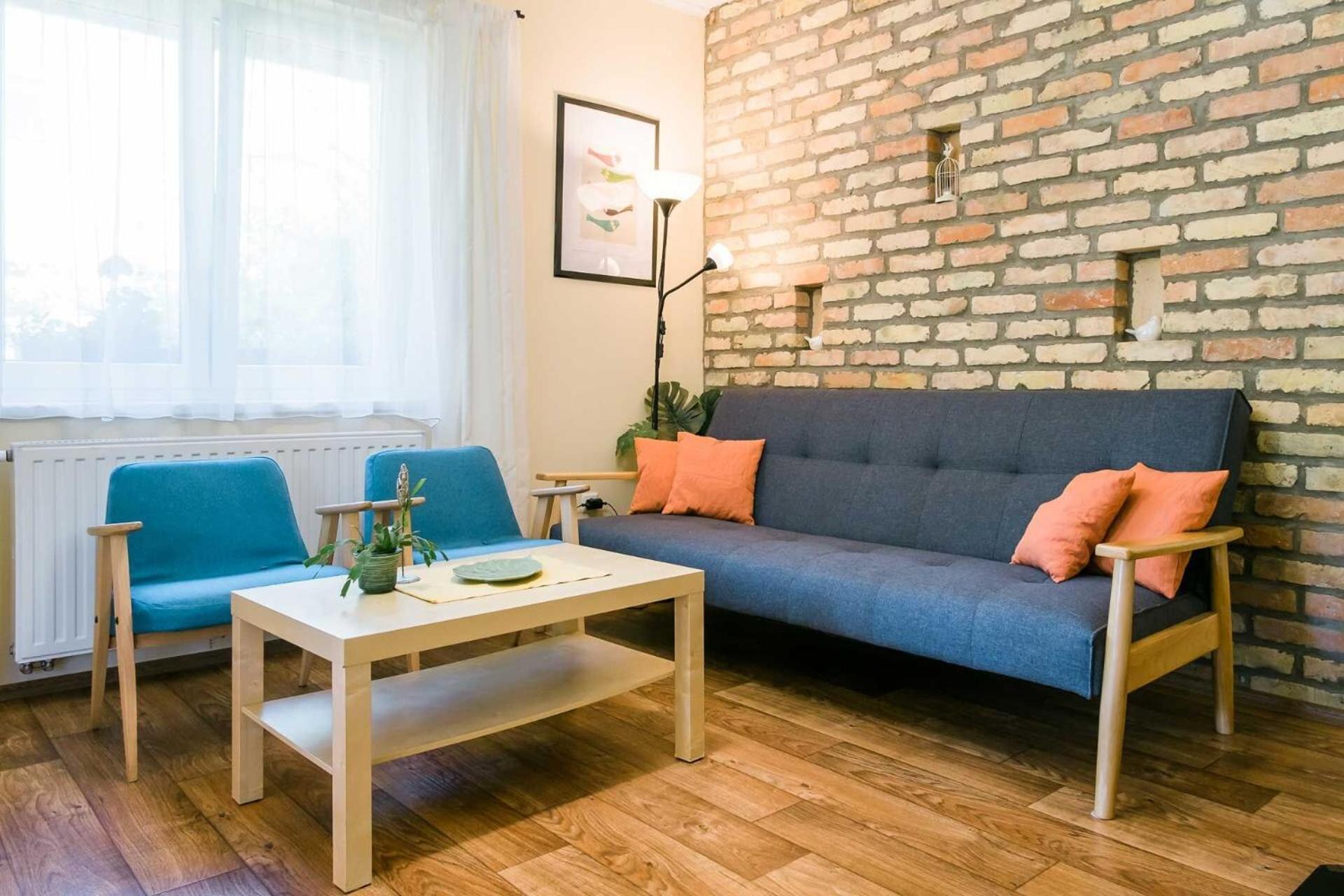 Toldi68 Apartmanhaz Кестхей Экстерьер фото