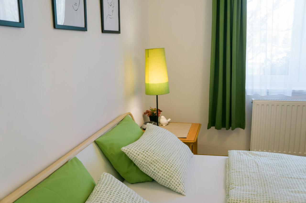 Toldi68 Apartmanhaz Кестхей Экстерьер фото
